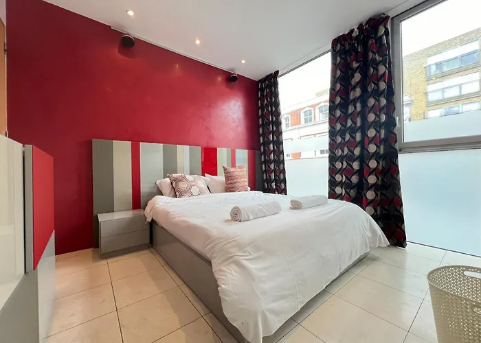 Multi-Award Winning 7 Storey Home - Near Shoreditch
